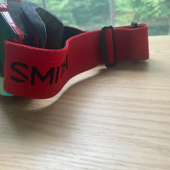 SMITH OPTICS REFLECTIVE SKI GOGGLES - Picture 4 of 9